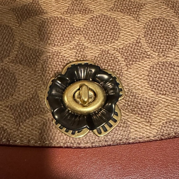 Coach Madison Signature Coated Canvas Mini Shoulder Bag W/ Tea Rose Turnlock NWT - Picture 4 of 10